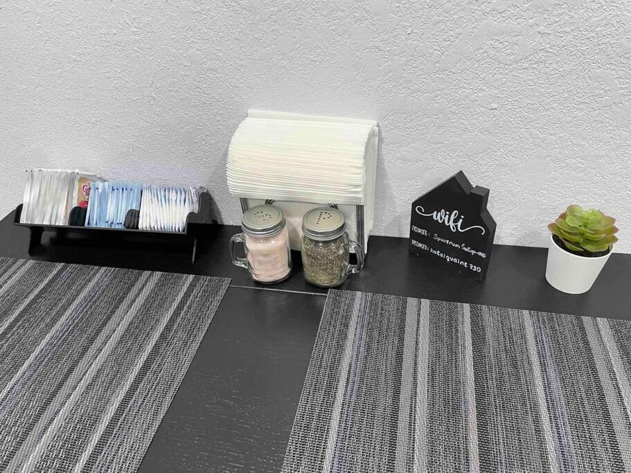 The Little Paris Suite Tampa Zewnętrze zdjęcie