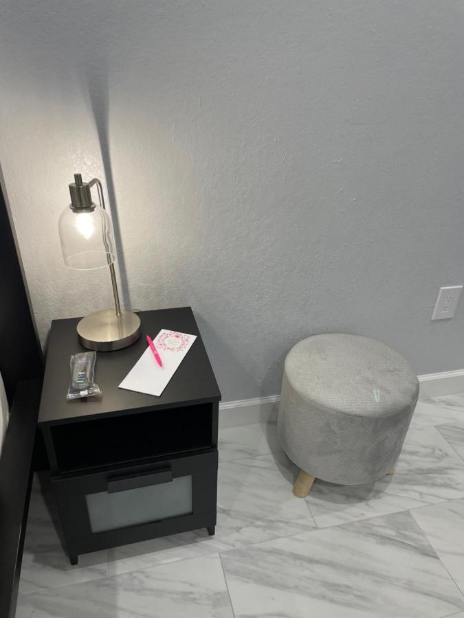 The Little Paris Suite Tampa Zewnętrze zdjęcie